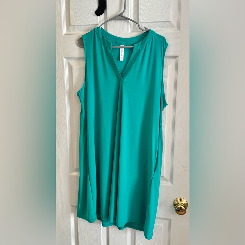 Dear Scarlett Sleeveless V-Neck Dress